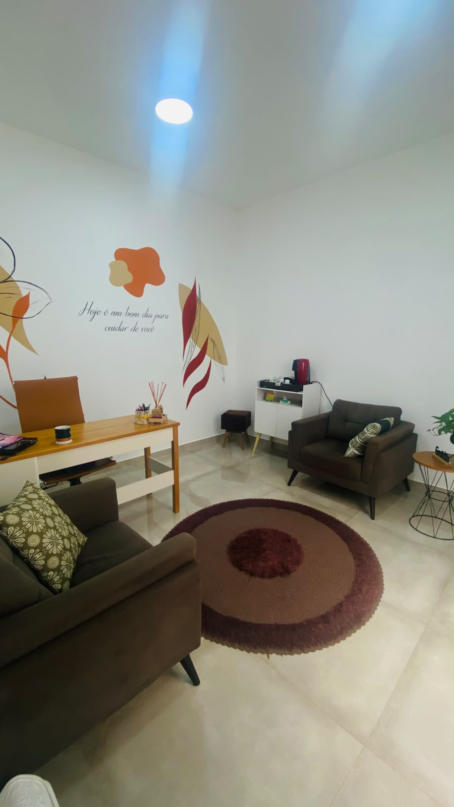Sala de atendimento — consultório Poliana Paixão